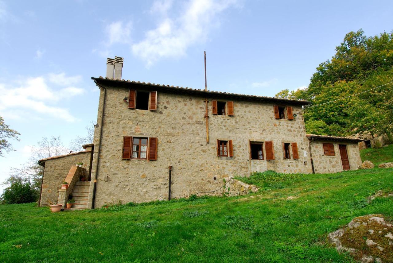 A Stay Surrounded By Greenery - Agriturismo La Piaggia - App 2 Bathrooms Vivo dʼOrcia Zewnętrze zdjęcie